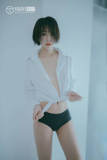 美女美乳