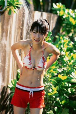 两男吃奶玩乳30分钟视频